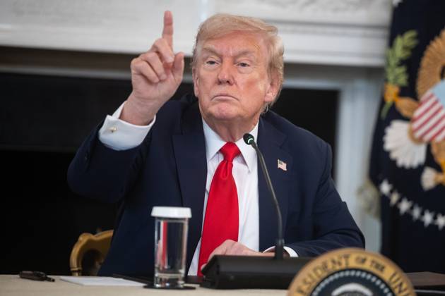 United States President Donald J Trump speaks during a roundtable on antifa in the State Dining Room of the White House in Washington, DC, USA, October 8, 2025 Credit Francis Chung Pool via CNP AdMedia 449494 2025 10 08 District of Columbia Washington  Copyright: xAdMediax STAR_449494_007