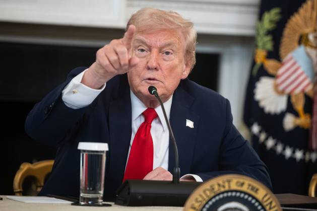 United States President Donald J Trump speaks during a roundtable on antifa in the State Dining Room of the White House in Washington, DC, USA, October 8, 2025 Credit Francis Chung Pool via CNP AdMedia 449494 2025 10 08 District of Columbia Washington  Copyright: xAdMediax STAR_449494_009