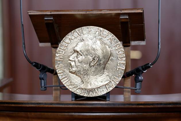 Nobels Fredspris 2025 Oslo 20251010. Nobelkomiteens leder, Jorgen Watne Frydnes, kunngjor fredag vinneren av Nobels fredspris for 2025. Kunngjoringen finner sted ved Nobelinstituttet i Oslo fredag. Foto: Rodrigo Freitas NTB Oslo Norge fB7UxqX-mX4 EDITORIAL USE ONLY Ref:_POLfB7UxqX-mX4.jpg Copyright: xRodrigoxFreitasx xNTBx
