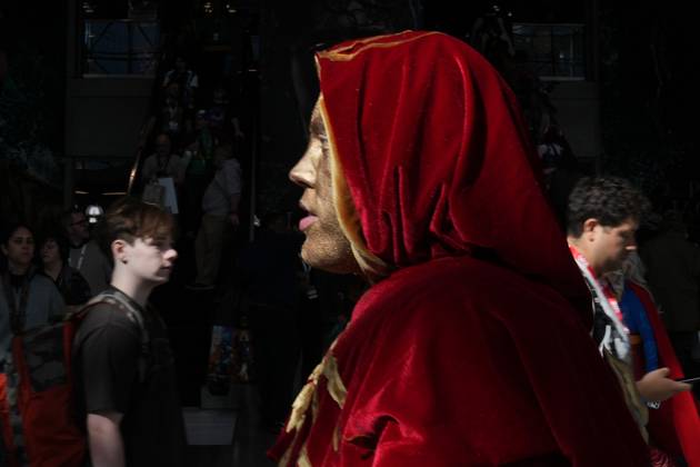 October 10, 2025, New York, New York, USA: A man in cosplay at the New York Comic Con at the Jacob K. Javits Convention Center on October 10, 2025 in New York. New York USA - ZUMAb148 20251010_zap_b148_045 Copyright: xBryanxSmithx