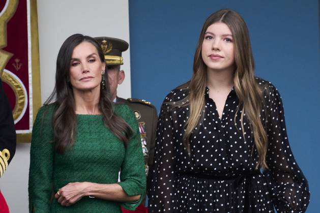 12-10-2025 Madrid Princess Sofia and Queen Letizia attend the tribute ceremony to the national flag and the military parade during the National Day, Dia de la Hispanidad, at Plaza de Canovas del Castillo in Madrid. No Spain  Copyright: xPPEx