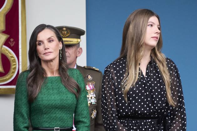 12-10-2025 Madrid Princess Sofia and Queen Letizia attend the tribute ceremony to the national flag and the military parade during the National Day, Dia de la Hispanidad, at Plaza de Canovas del Castillo in Madrid. No Spain  Copyright: xPPEx