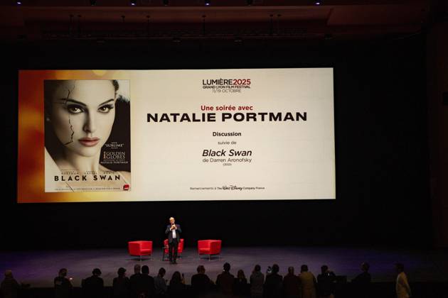 PEOPLE: Festival Lumiere - Lyon 13 10 2025 Thierry FrÃ maux prÃ sente une soirÃ e avec Natalie Portman Ã l auditorium de Lyon lors du Festival Lumiere 2025 Ã Lyon le 13 10 2025. Photo Sandrine Thesillat PsNewZ  Copyright: xSandrinexTHESILLATx