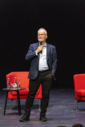 PEOPLE: Festival Lumiere - Lyon 13 10 2025 Thierry FrÃ maux prÃ sente une soirÃ e avec Natalie Portman Ã l auditorium de Lyon lors du Festival Lumiere 2025 Ã Lyon le 13 10 2025. Photo Sandrine Thesillat PsNewZ  Copyright: xSandrinexTHESILLATx