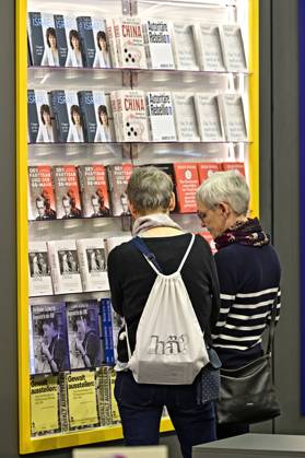 Frankfurter Buchmesse 2025. Besucher der Frankfurter Buchmesse am 15.10.2025. 20251015MWI090894