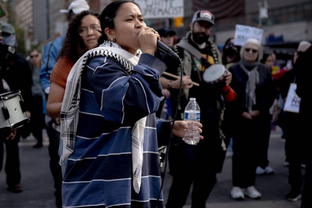 October 18, 2025, New York, New York, USA: Protesters march down Broadway during the â€oeNo Kings†rally in New York, Saturday, Oct. 18, 2025. The demonstration began in Times Square and ended in Union Square, drawing an estimated 50,000 people who joined others across the country calling for the protection of democratic institutions and denouncing authoritarian leadership. Organizers said more than 5 million people participated in over 2,000 marches nationwide. New York USA - ZUMAa306 20251018_znp_a306_005 Copyright: xJavierxAlvarezx