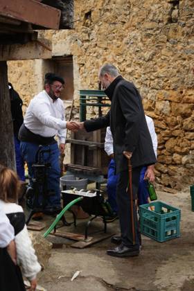 Spanish King Felipe VI and Queen Letizia with Princess of Asturias Leonor de Borbon during a visit to Valdesoto Siero as winner of the 36th annual Exemplary Village of Asturias Awards, Spain, on Saturday 25 October 202 Cordon Press