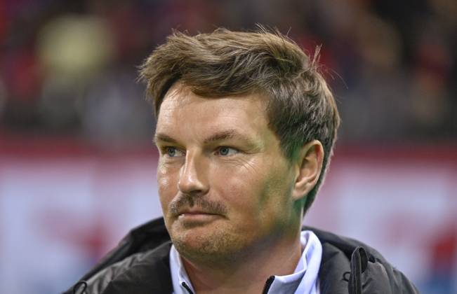 Trainer Coach Merlin Polzin Hamburger SV HSV Portrait DFB-Pokal, Voith-Arena, Heidenheim, Baden-Württemberg, Deutschland Coach coach Merlin Polzin Hamburger SV HSV portrait DFB-Pokal, Voith-Arena, Heidenheim, Baden-Württemberg, Germany Copyright: imageBROKER MichaelxWeber iblimw15520300