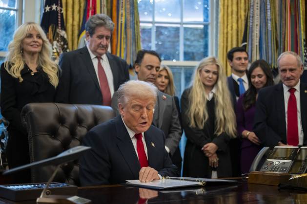 President Donald Trump gives remarks before a swearing in ceremony for Sergio Gor, the new U.S. Ambassador to India, in the Oval Office of the White House in Washington, DC on November 10, 2025. WAX20251110880 CraigxHudson