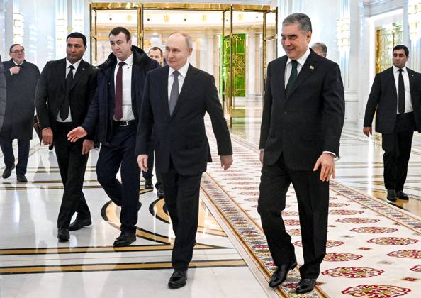 Turkmenistan Russia 9069809 12.12.2025 Russian President Vladimir Putin and Chairman of the People s Council of Turkmenistan (Khalk Maslahaty) Gurbanguly Berdimuhamedov arrive to attend a meeting in Ashgabat, Turkmenistan. Kristina Kormilitsyna Sputnik Ashgabad Turkmenistan Copyright: xKristinaxKormilitsynax