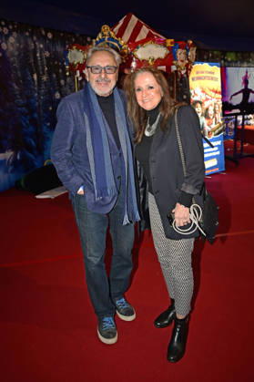 Wolfgang Stumph mit Ehefrau Christine Stumph bei der Premiere des 28. Dresdner Weihnachts-Circus an der Washingtonstraße. Dresden, 12.12.2025