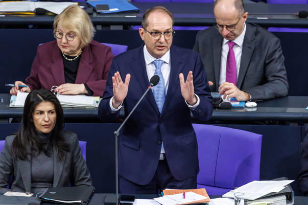 Bundestag Alexander Dobrindt (CSU), Bundesinnenminister bei einer Befragung der Bundesregierung im Deutschen Bundestag am 14.01.2026 in Berlin. Berlin Berlin Deutschland Bundestag