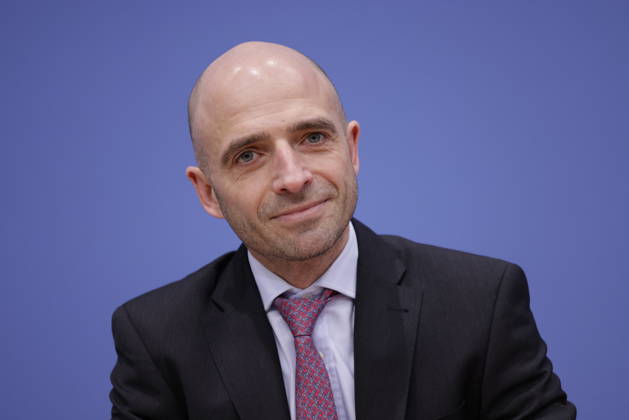 Dr. Benjamin Weigert, Abteilungsleiter Wirtschaft, Deutschland, Berlin, Bundespressekonferenz, Thema: Vorstellung des Jahreswirtschaftsberichts 2026 der Bundesregierung