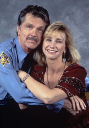RECORD DATE NOT STATED Picket Fences Tom Skerritt, Kathy Baker 1993 EDITORIAL USE ONLY  Copyright: x
