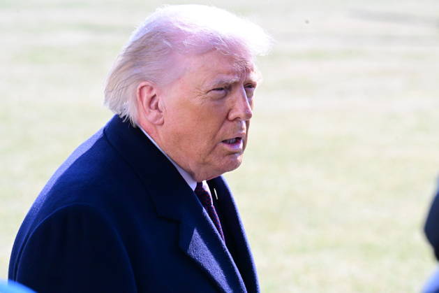 President Donald Trump Speaks To Reporters At The White House (NEW) President Donald Trump speaks to reporters prior to departing the White House. February 27, 2026, Washington, D.C., USA: Trump admits he is not fully satisfied with Iran and believes it would be ideal for them to negotiate in good faith. Trump expresses his displeasure with Iran s stance in the nuclear negotiations and warns that there is still no decision on a possible attack. Mandatory Credit: Kyle Mazza TheNews2 (Foto: Kyle Mazza Thenews2 imago images) President Donald Trump Speaks To Reporters At The White House Copyright: xKylexMazzax