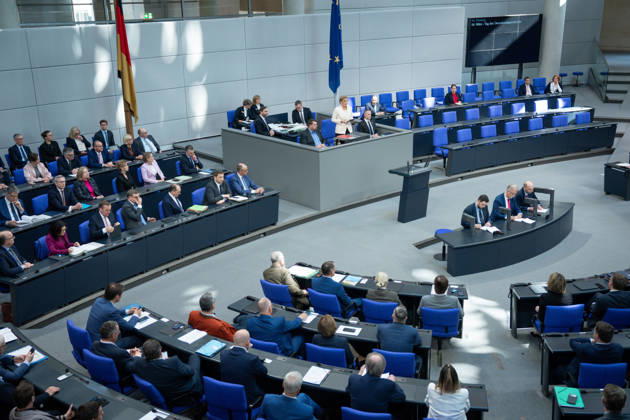 Deutscher Bundestag, 64. Plenarsitzung Julia Kloeckner die Praesidentin des Deutschen Bundestag, Bundestagspraesidentin bei ihrer Rede zum 18.03.2026 dem Tag der Demokratie auf dem Vorsitz bei der 64. Sitzung des Deutschen Bundestag in Berlin, 18.03.2026 Berlin Berlin Deutschland