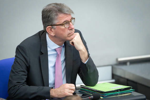 Deutscher Bundestag, 65. Plenarsitzung Wolfram Weimer Beauftragte der Bundesregierung für Kultur und Medien im Portrait auf der Regierungsbank bei der 65. Sitzung des Deutschen Bundestag in Berlin, 19.03.2026 Berlin Berlin