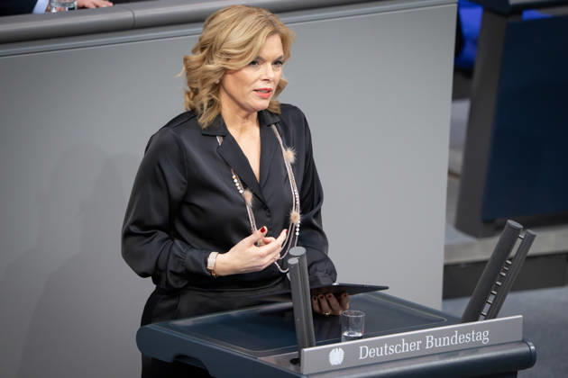 Deutscher Bundestag, 67. Plenarsitzung Julia Kloeckner (CDU) im Portrait bei ihrer Rede zum Tagesordnungspunkt Aktuelle Stunde: Gewalt gegen Frauen und Maedchen bei der 67. Sitzung des Deutschen Bundestag in Berlin, 25.03.2026 Berlin Berlin Deutschland