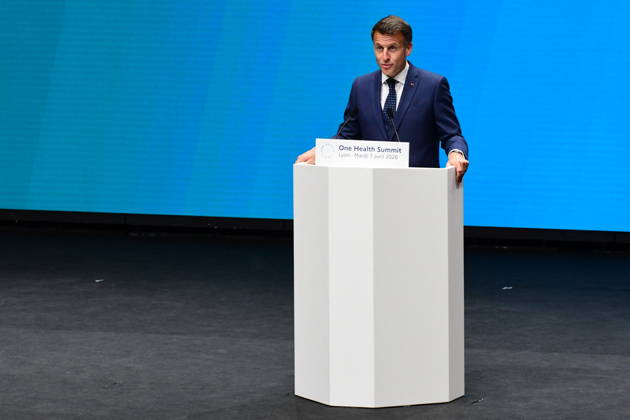 Emmanuel Macron President of the French Republic Speech by E Macron President of the French Republic , on the occasion of the opening session of the One Health Summit at the Cité Internationale de Lyon, on April 7, 2026 The French Head of State spoke with T A Ghebreyesus, Director-General of the World Health Organization From April 5 to 7, the city of Lyon, the French capital of health, will host the ninth One Planet Summit, dedicated to the One Health approach, which takes into account the interdependence between human, animal and environmental health, and thus enables better prevention and treatment of diseases. The Summit will also be an opportunity to advance the reform of the global health system to make it more resilient, Romain Do Copyright: xRomainxDoucelinx xBestimagexRomainxDoucelinx xBestimagex