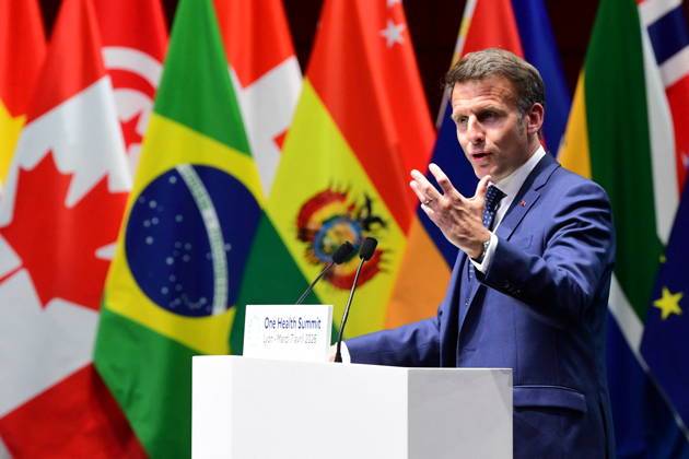 Emmanuel Macron President of the French Republic Speech by E Macron President of the French Republic , on the occasion of the opening session of the One Health Summit at the Cité Internationale de Lyon, on April 7, 2026 The French Head of State spoke with T A Ghebreyesus, Director-General of the World Health Organization From April 5 to 7, the city of Lyon, the French capital of health, will host the ninth One Planet Summit, dedicated to the One Health approach, which takes into account the interdependence between human, animal and environmental health, and thus enables better prevention and treatment of diseases. The Summit will also be an opportunity to advance the reform of the global health system to make it more resilient, Romain Do Copyright: xRomainxDoucelinx xBestimagexRomainxDoucelinx xBestimagex