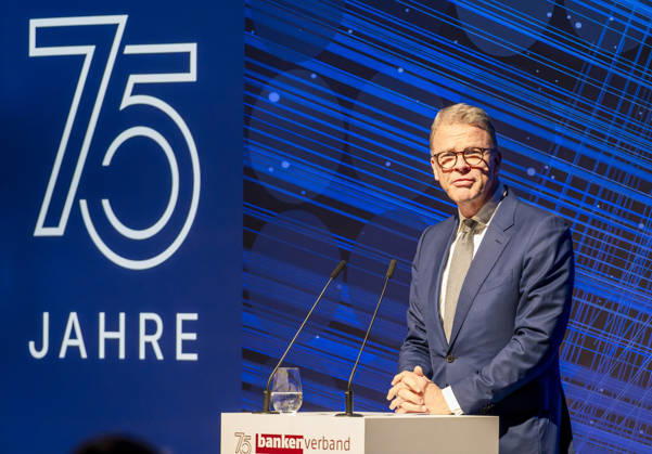 Christian Sewing EUR, Deutschland, Berlin, 20.04.2026: Christian Sewing - CEO Deutsche Bank trifft sich mit Vertretern Jahresempfang des Bundesverbands deutscher Banken e.V.