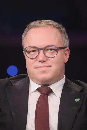 Mario Voigt, Ministerpraesident Thueringen waehrend einer Talkrunde in der Leipziger Media City bei den Medientagen Mitteldeutschland (Foto vom 22.04.2026). Medien stehen im digitalen Zeitalter vor enormen Herausforderungen. Angebote muessen veraendert werden. Die Medientage Mitteldeutschland bieten noch bis Donnerstag eine Plattform fuer Debatten. (Siehe epd Bericht vom 22.04.2026) EDITORIAL USE ONLY