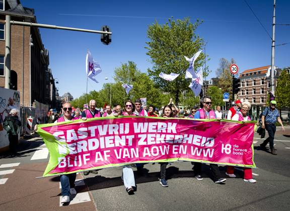 AMSTERDAM - Demonstrators during an FNV march against the coalition agreement on Labour Day. The union believes that Europe is scaling back legislation and regulations that protect workers too much. SEM VAN DER WAL ANP netherlands out - belgium out Copyright: xx x557208806x originalFilename: 557208806