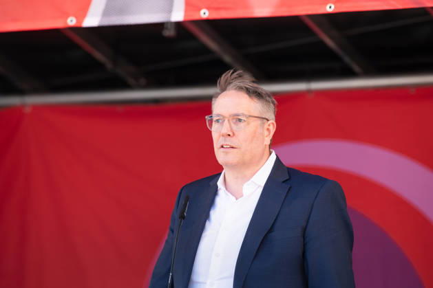 Ministerpräsident von Rheinland-Pfalz Alexander Schweitzer, Internationaler Tag der Arbeit, Tag der Arbeit, Protest der Werktätigen und der Arbeiterklasse, Trier, Deutschland