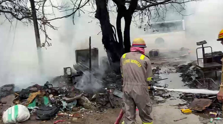 RECORD DATE NOT STATED Firefighting operations underway after fire breaks out at slums in Vasundhara Sector 9 Ghaziabad, May 04 (ANI): Firefighting operations underway after fire breaks out at slums in Vasundhara Sector 9, in Ghaziabad on Monday. (Fire Department ANI Video Grab) Ghaziabad Uttar Pradesh India Copyright: xANIx ANI_20260504242