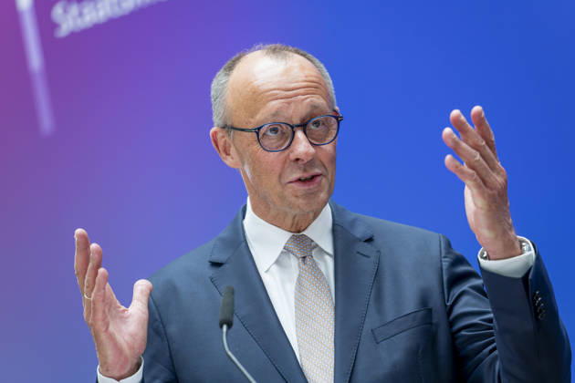 Friedrich Merz EUR, Deutschland, Berlin, 07.05.2026: Grußwort des Bundeskanzler Friedrich Merz (CDU) auf der Festveranstaltung des Bundesministeriums für Digitales und Staatsmodernisierung anlässlich des einjährigen Bestehen. In Anwesenheit von Karsten Wildberger (CDU), Bundesminister für Digitalisierung und Staatsmodernisierung. Gemeinsamer Besuch der Aussteller.