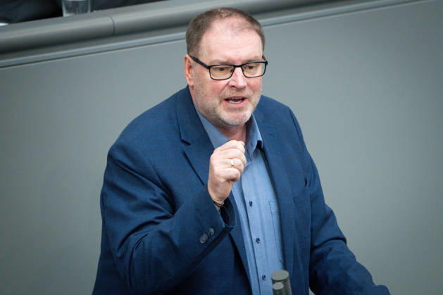 Deutscher Bundestag, 80. Plenarsitzung Juergen Cosse (SPD) im Portrait bei seiner Rede zum Tagesordnungspunkt Zusammenhalt durch Engagement - Ehrenamt bei der 80. Sitzung des Deutschen Bundestag in Berlin, 21.05.2026 Berlin Berlin Deutschland