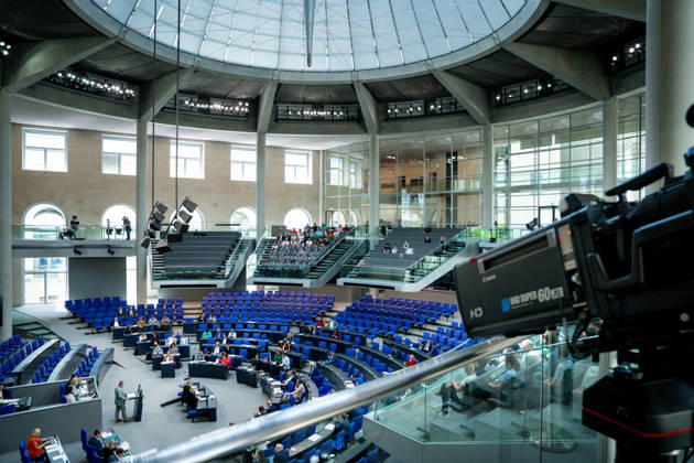 Deutscher Bundestag, 80. Plenarsitzung Symbolbild Plenarsaal bei der 80. Sitzung des Deutschen Bundestag in Berlin Berlin Berlin Deutschland