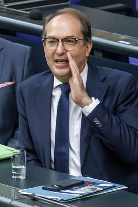 Bundestag Alexander Dobrindt (CSU), Bundesinnenminister im Deutschen Bundestag am 21.05.26 in Berlin. Berlin Berlin Deutschland Bundestag