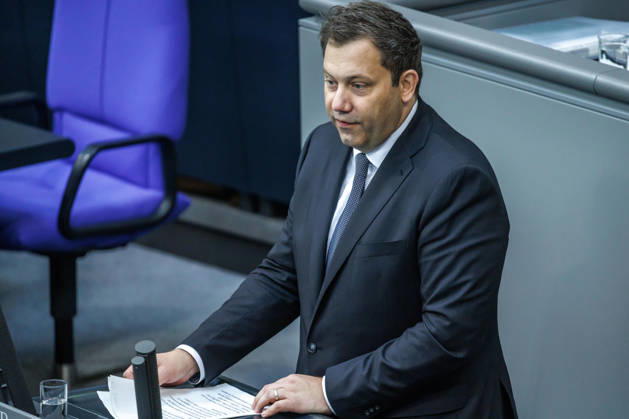 Bundestag Lars Klingbeil (SPD), Bundesfinanzminister im Deutschen Bundestag am 22.05.26 in Berlin. Berlin Berlin Deutschland Bundestag