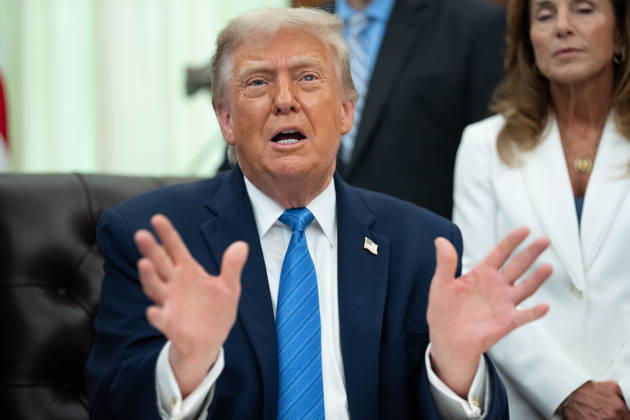 US President Donald Trump gives remarks during a signing ceremony for the Secure America Act in the Oval Office of the White House in Washington, DC, US, on Wednesday, June 10, 2026. President Donald Trump prevailed after dissident Republican lawmakers abandoned an effort to leverage a $70 billion spending package to prevent him from reviving a payout fund for political allies who say they were unfairly targeted by the Biden administration. Copyright: xAaronxSchwartzx xPoolxviaxCNPx MediaPunchx