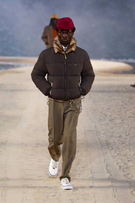 Louis Vuitton Mens Ready-to-Wear Spring Summer 2027 Fashion Show during Paris Fashion Week at the Cité Internationale Universitaire de Paris, France, on June 23, 2026 Bestimage Runway during the Louis Vuitton Men’s Spring Summer 2027 fashion show as part of Paris Fashion Week on June 23, 2026 in Paris, France Paris, France,detected_source_language Copyright: xAgencex xBestimagexAgencex xBestimagex