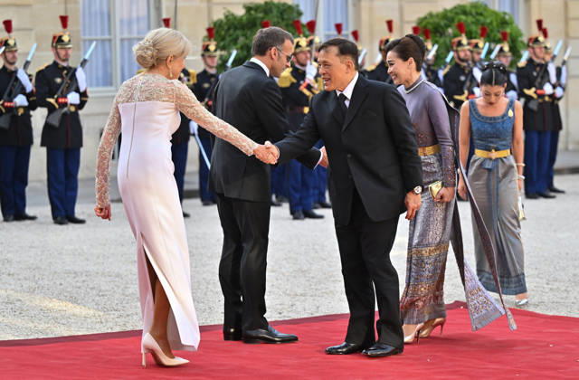President Emmanuel Macron, Brigitte Macron, Rama X, King of Thailand, and his wife, Queen Suthida, arriving at the Élysée Palace for a state dinnerstate dinner in honor of the visit of the King of Thailand and his wife to Paris on June 29, 2026. Christian Liewig Bestimage Arrivals at the state dinner held at the Élysée Palace in Paris in honor of the visit of the King of Thailand and his wife. Paris, France Copyright: xChristianxLiewigx xBestimagexChristianxLiewigx xBestimagex