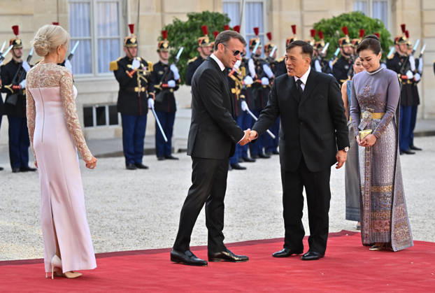 President Emmanuel Macron, Brigitte Macron, Rama X, King of Thailand, and his wife, Queen Suthida, arriving at the Élysée Palace for a state dinnerstate dinner in honor of the visit of the King of Thailand and his wife to Paris on June 29, 2026. Christian Liewig Bestimage Arrivals at the state dinner held at the Élysée Palace in Paris in honor of the visit of the King of Thailand and his wife. Paris, France Copyright: xChristianxLiewigx xBestimagexChristianxLiewigx xBestimagex