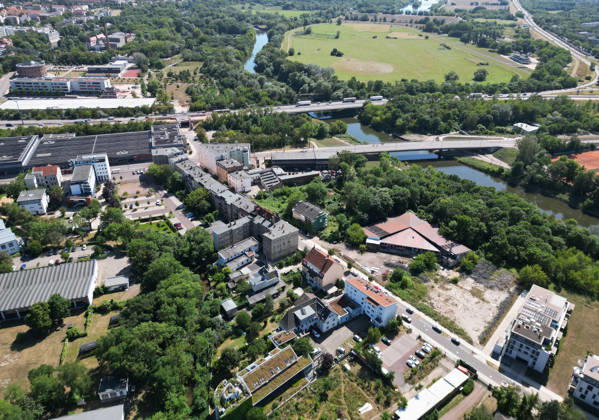14.07.2026 Halle Saale Halle (Saale) Halle Saale Sachsen-Anhalt Ansicht Stadtansicht Sachsen Anhalt Ansicht Blick auf Elisabethbrücke , Magistrale , Pferderennbahn �