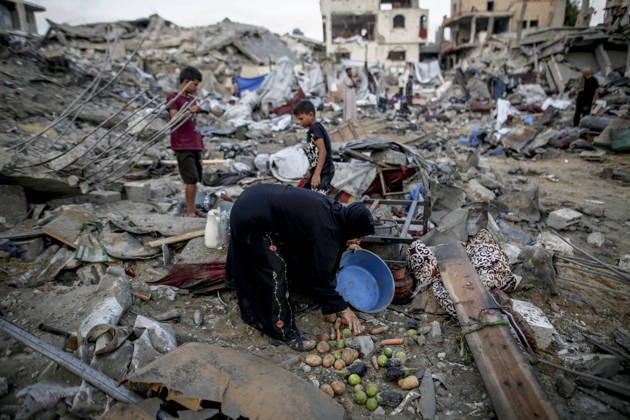 Israeli attacks continue in Gaza GAZA, PALESTINE - JULY 30 : Palestinians inspect the damage following Israeli airstrikes targeting civilian settlement areas in the Shatila (Shati) Refugee Camp on July 30, 2026 in Gaza, Palestine. Saeed M. M. T. Jaras Anadolu Gaza City Gaza. Editorial use only. Please get in touch for any other usage.  Copyright: x2026xAnadoluxSaeedxM.xM.xT.xJarasx