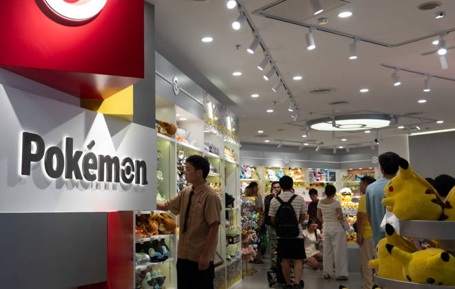 China Pokemon Retail People visit a Pokemon Store in Shanghai, China, Thursday, Aug. 13, 2026., Credit:WANG GANG Utuku Feature China Avalon CHINA, SHANGHAI  Copyright: xWANGxGANGx xUtuku FeaturexChinax xAvalonx 1124555608