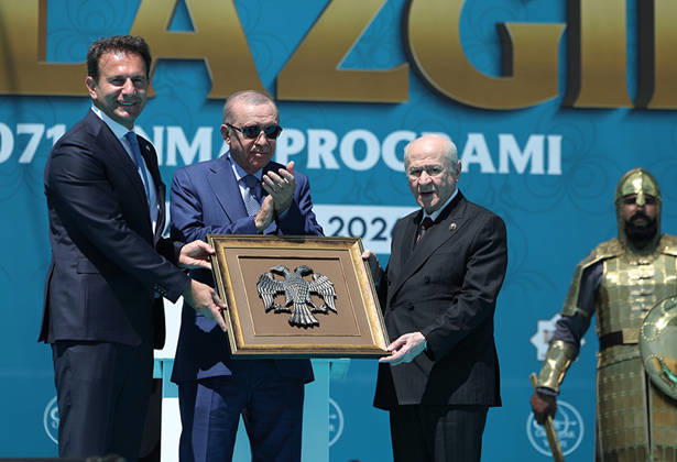 Turkish President Erdogan Attends 955th Anniversary of Manzikert Victory Turkish President Recep Tayyip Erdogan attends a ceremony marking the 955th anniversary of the Victory of Manzikert at the Battle of Manzikert Historical National Park in eastern Türkiye, on August 26, 2026. The commemoration marks the 1071 Battle of Manzikert and the conquest of Anatolia. Photo by Turkish presidency apaimages Istanbul Istanbul Turkey 260826_T__rkiye_TPO_00(13) Copyright: xapaimagesxTurkishxpresidencyx xapaimagesx
