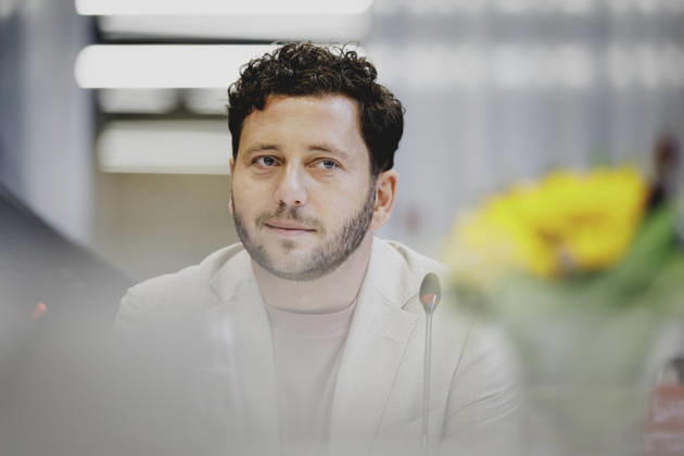 Felix Banaszak, Co-Vorsitzender von Buendnis 90 Die Gruenen, aufgenommen im Rahmen der Klausur des Bundesvorstandes von Buendnis 90 Die Gruenen in Berlin, 28.08.2026. Berlin Deutschland Copyright: xFlorianxGaertnerx