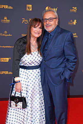 Wolfgang Stumph mit Ehefrau Christine Stumph - *Roter Teppich* VERLEIHUNG GOLDENE HENNE 2026 in der Messe Leipzig am 04.09.2026