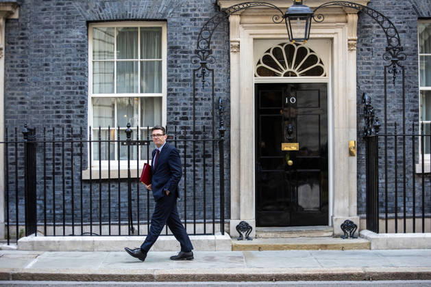 Prime Minister s Questions Day in London, UK - 9 Sept 2026 Prime Minister of the United Kingdom, Andy Burnham leaves 10 Downing Street to attend on the session of the Prime Minister s Questions at the House of Commons in London. Prime Minister s Questions (PMQs) is a weekly 30-minute session where Members of Parliament (MPs) question the Prime Minister about government policy and national issues at the House of Common at the Parliament in London, UK. London United Kingdom Copyright: xKrisztianxElekx xSOPAxImagesx SSS_20260909_ANDY_BURNHAM_0011005004