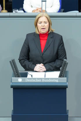 Deutscher Bundestag, 94. Plenarsitzung, Haushaltsdebatte Arbeit und Soziales Baerbel Bas, Bundesministerin fuer Arbeit und Soziales am Rednerpult bei ihrer Rede zum Haushalt ihres Ministeriums fuer Arbeit und Soziales bei der 94. Sitzung des Deutschen Bundestag in Berlin, 11.09.2026 Berlin Berlin Deutschland