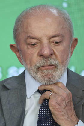 Brazilian President Lula da Silva attends a ceremony at the Planalto Palace in Brasilia BRASILIA, BRAZIL - SEPTEMBER 14: Brazil s President Luiz Inacio Lula da Silva attends a ceremony at the Planalto Palace in Brasilia, Brazil, September 14, 2026. Mateus Bonomi Anadolu Brasilia Brazil. Editorial use only. Please get in touch for any other usage. Copyright: x2026xAnadoluxMateusxBonomix