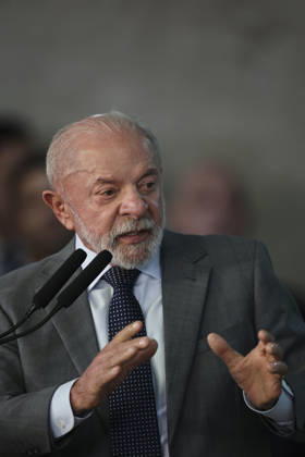 Brazilian President Lula da Silva attends a ceremony at the Planalto Palace in Brasilia BRASILIA, BRAZIL - SEPTEMBER 14: Brazil s President Luiz Inacio Lula da Silva attends a ceremony at the Planalto Palace in Brasilia, Brazil, September 14, 2026. Mateus Bonomi Anadolu Brasilia Brazil. Editorial use only. Please get in touch for any other usage. Copyright: x2026xAnadoluxMateusxBonomix