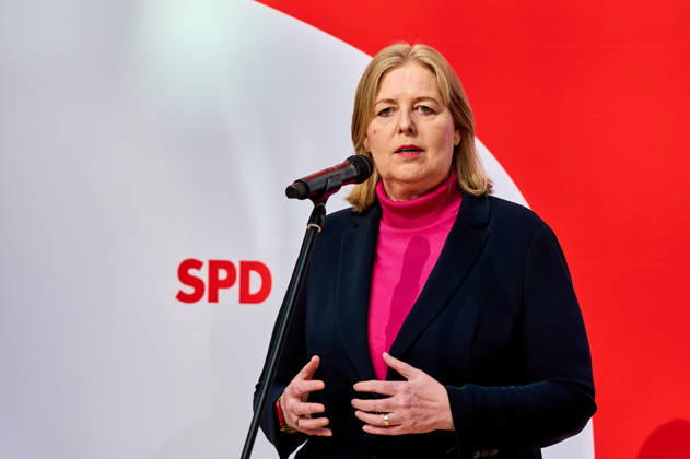 Bärbel Bas bei der Pressekonferenz zur den Ergebnissen der Landtagswahlen in Berlin und Mecklenburg-Vorpommern im Berliner Willy-Brandt-Haus. Bärbel Bas at the press conference on the results of the state elections in Berlin and Mecklenburg-Western Pomerania at the Willy Brandt House in Berlin. snapshot-photography F.Boillot
