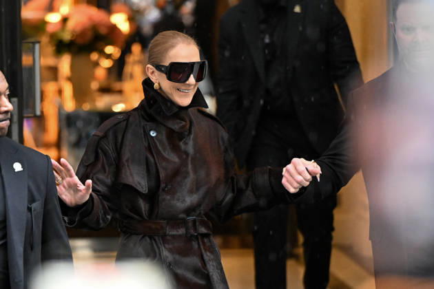 Céline Dion spent some time with her fans at the Royal Monceau Hotel in Paris, France, before heading to the event venue. Céline Dion spends time with fans before going to the venue, the Royal Monceau Hotel in Paris, France 460074 September 30, 2026 PARIS France  Copyright: xL.Urmanx xStarfacex STAR_460074_010